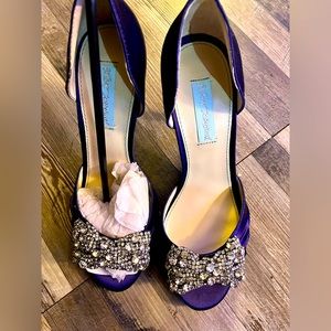 Betsy Johnson heels purple